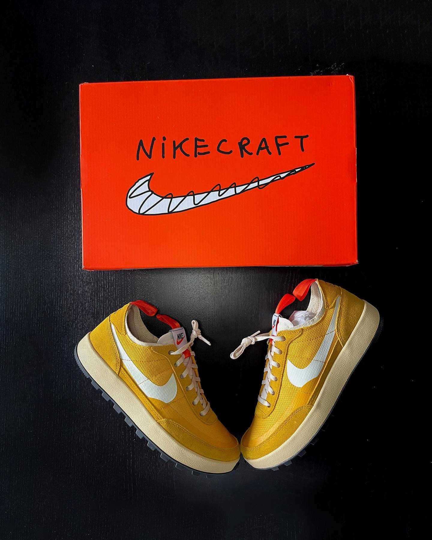 Conseguimos las NIKE CRAFT 🔥

Puede que Tom Sachs no se encuentre entre los colaboradores más reconocibles en la historia de Nike, pero sus proyectos se han convertido en algunos de los más emocionantes dada su implementación, y diseño 🎨

El calzado de uso general NikeCraft del diseñador estadounidense puede haber tenido la intención de ser "aburrido", pero rápidamente experimentó algunas de las exageraciones que tuvieron los esfuerzos anteriores 👟

El viernes 2 de septiembre, Sachs y compañía lanzarán otro estilo de silueta simple. Revestida en un color que Nike ha denominado "Archivo"

Un Par Más para la colección 🧨

#nike #unboxing #sneakers #snkr #snkraddicted #snkrempire #sneakersaddict #sneakernews #sneakergallery #sneakercommunity #hypebeast #kicks #sneakerculture #streetwear #nikecraft #tomsachs 
#sneakers #ploploplo #unparmas